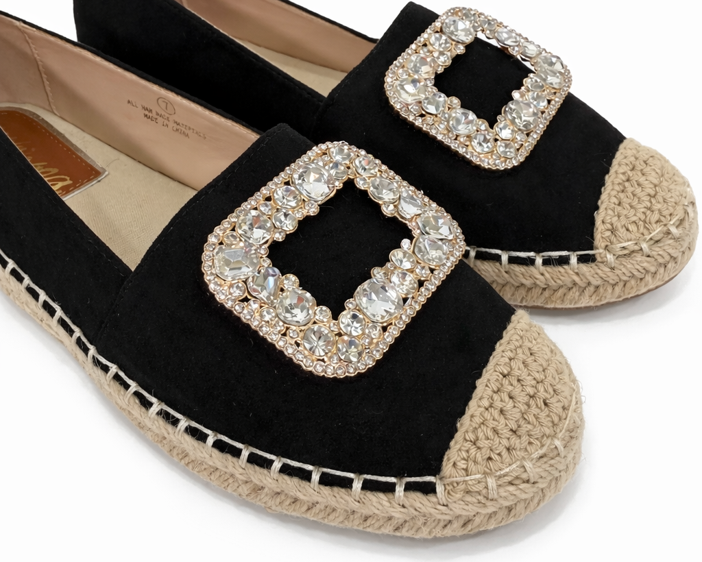 Flats Irina Negro