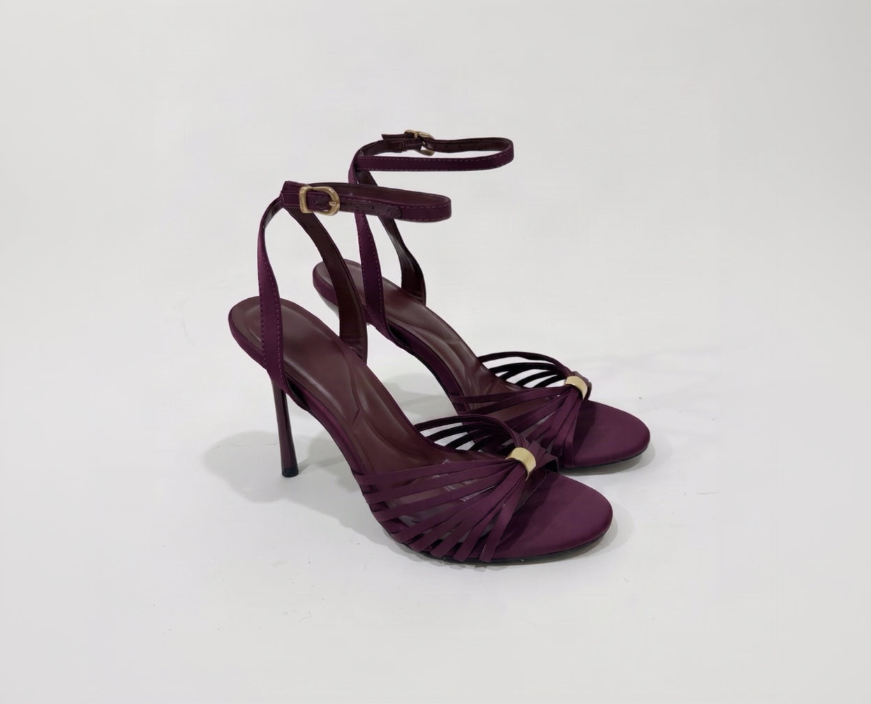Zapatilla Aitana Borgoña