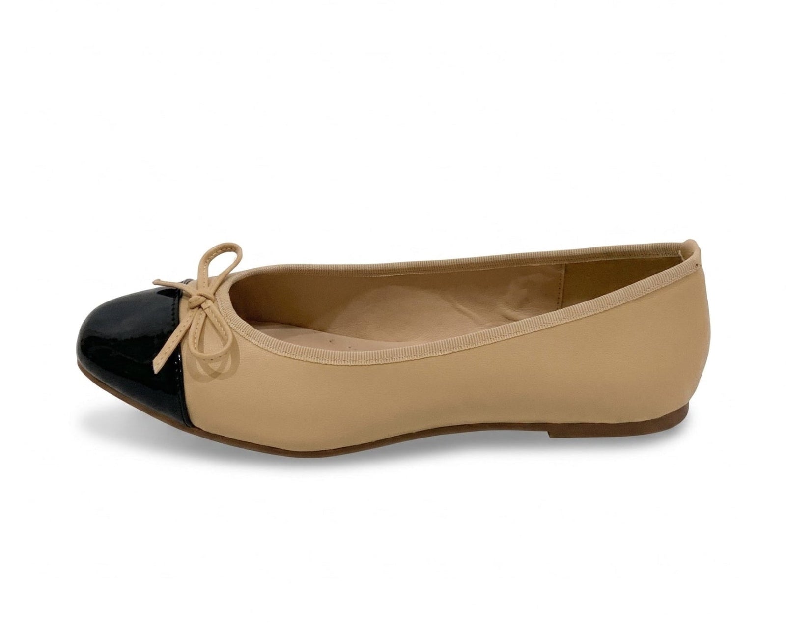 Flats  Paula Nude