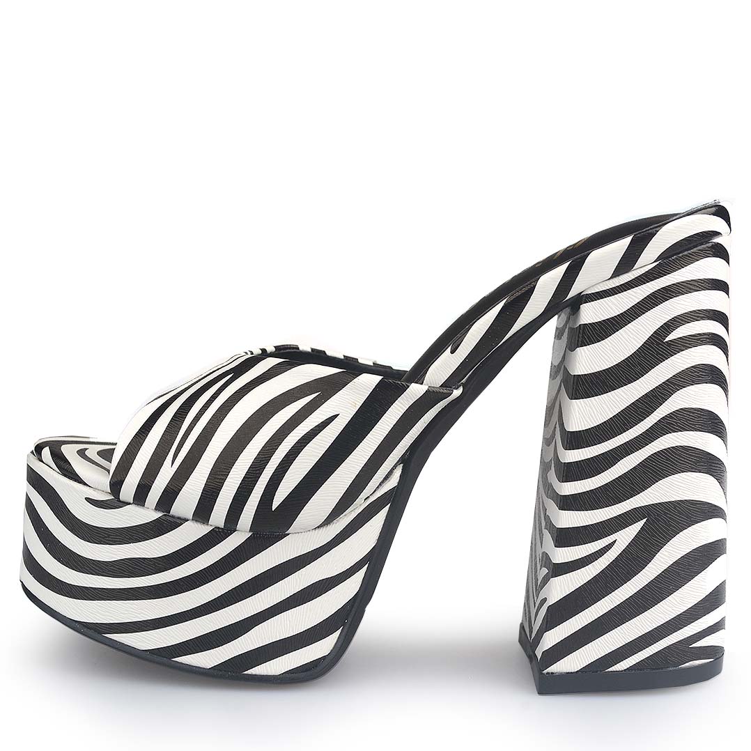 Plataforma Liliana Zebra