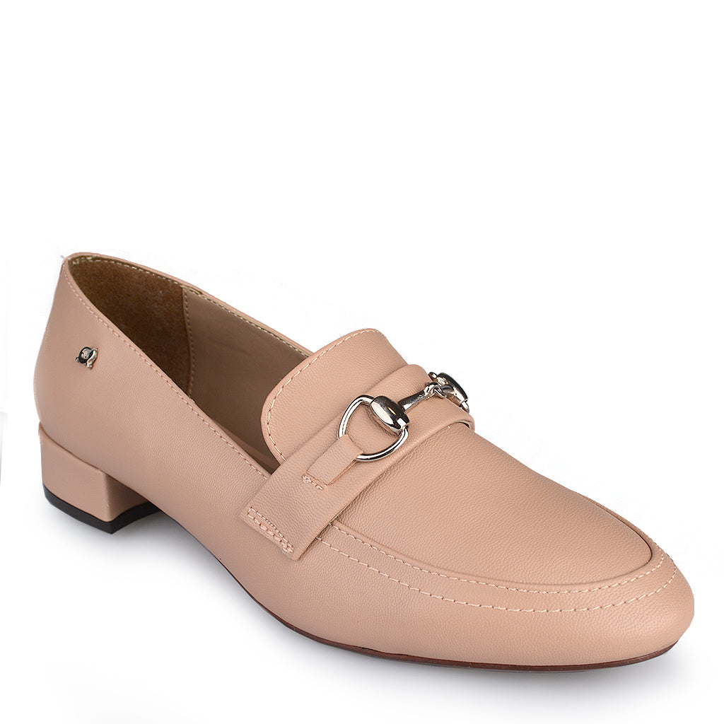 Flat Aida Nude