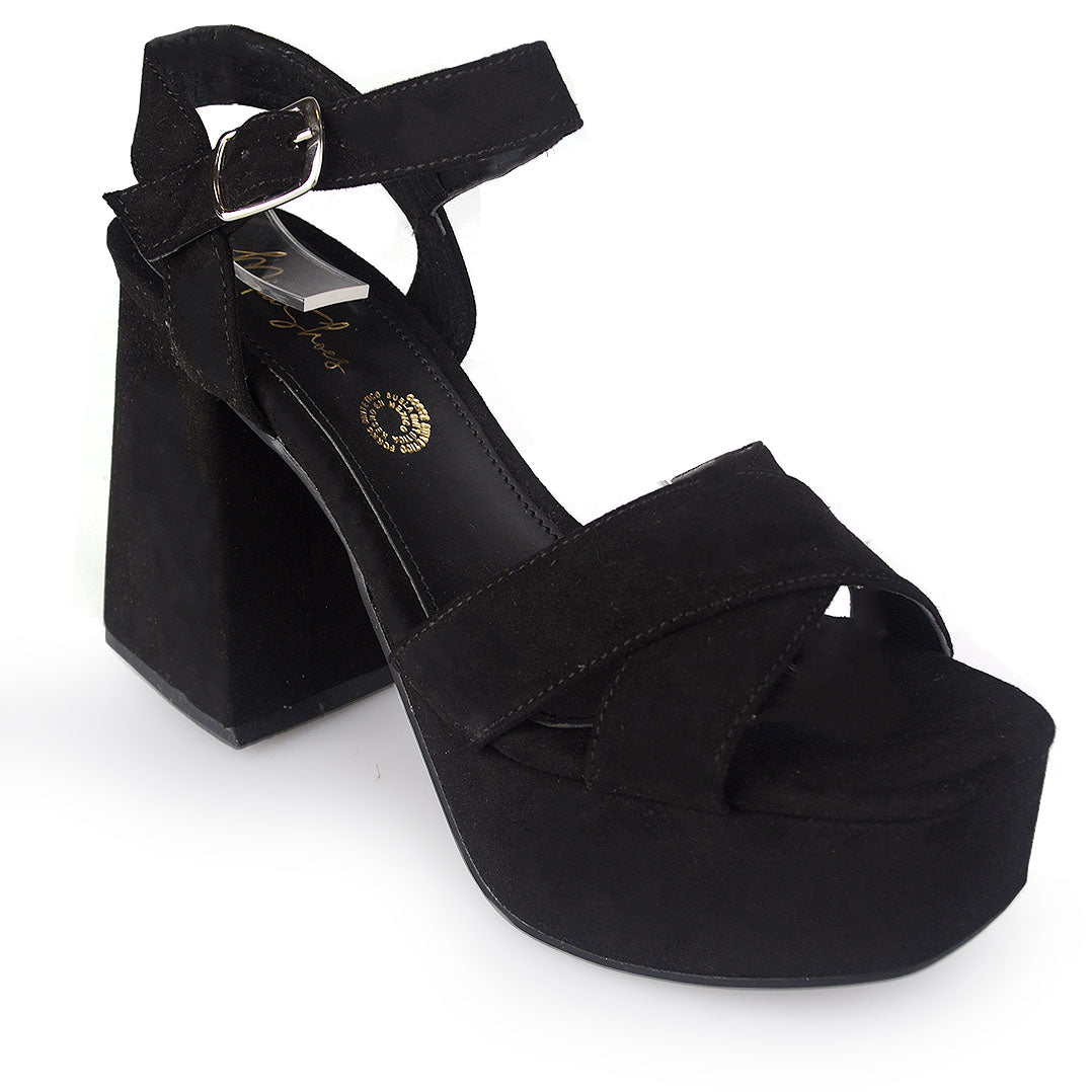 Zapatilla Carmela Negro