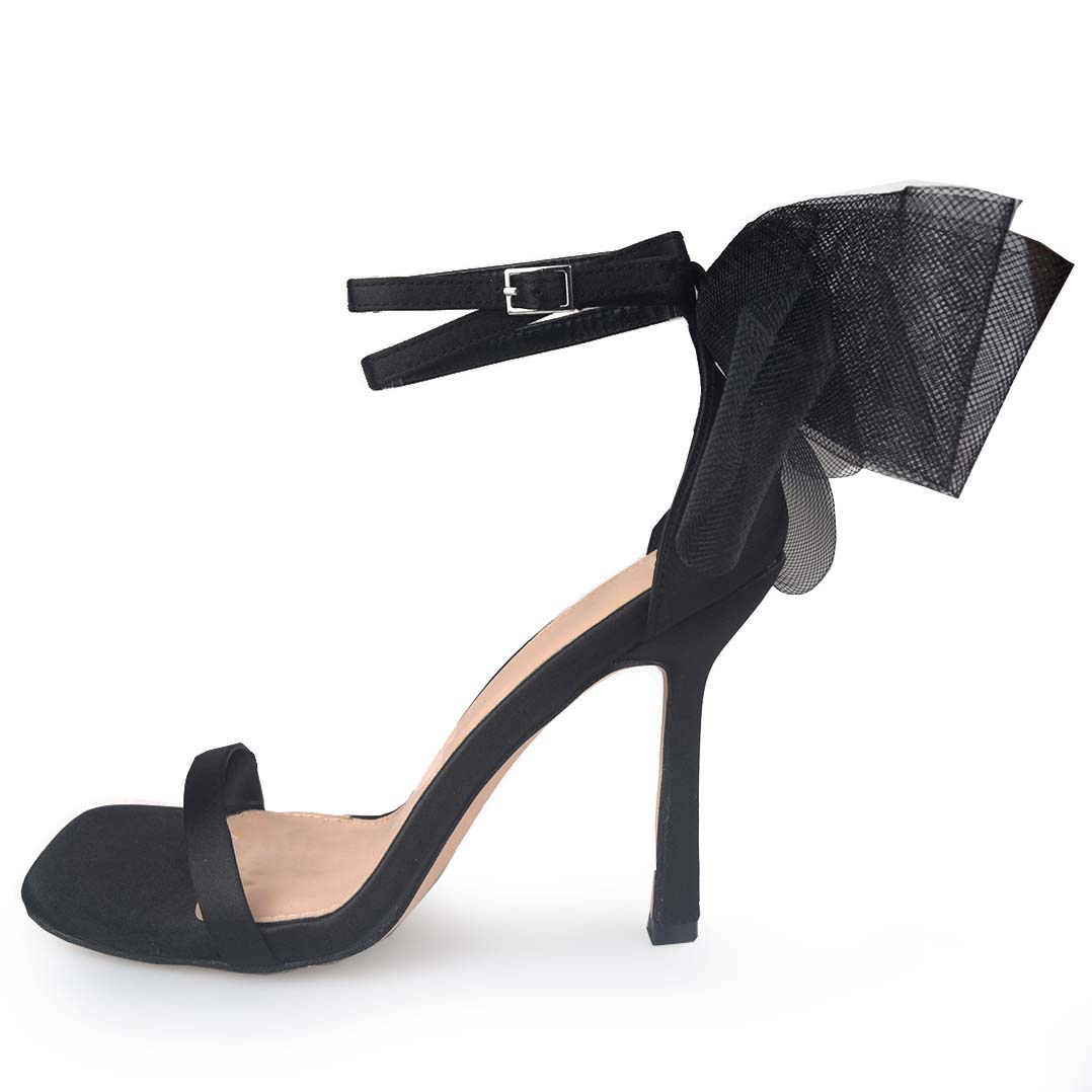 Zapatilla Emily Negro
