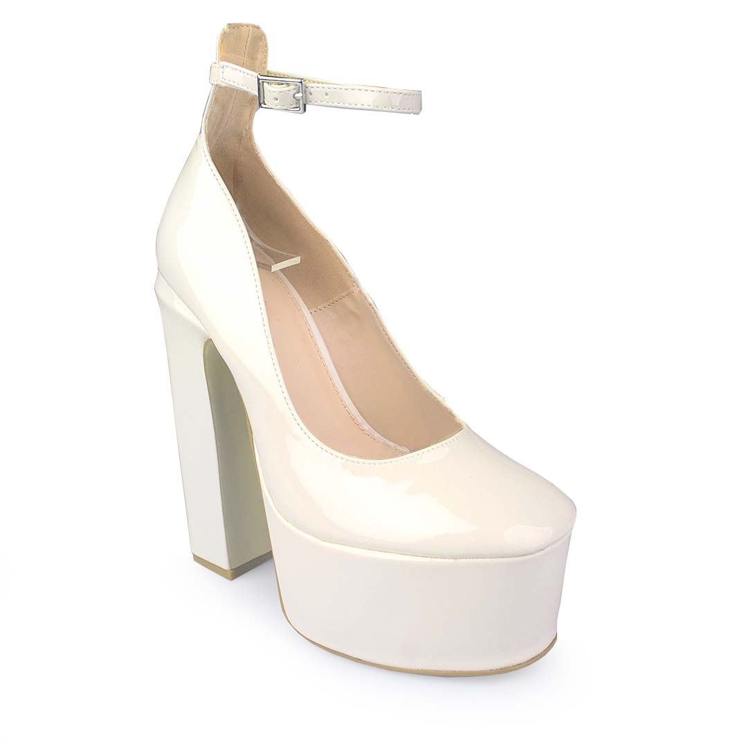 Zapatilla Maraide Crema