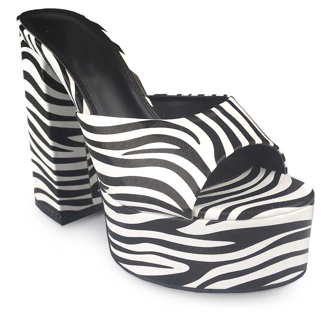 Plataforma Liliana Zebra